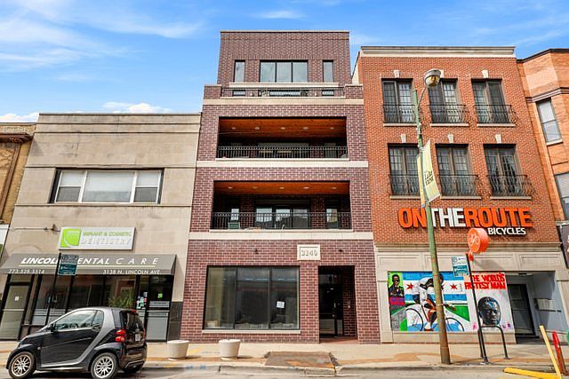 1st image of 3140 N Lincoln Ave Suite 4