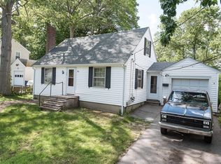 29 Stebbins Ave, Brockton, MA 02301