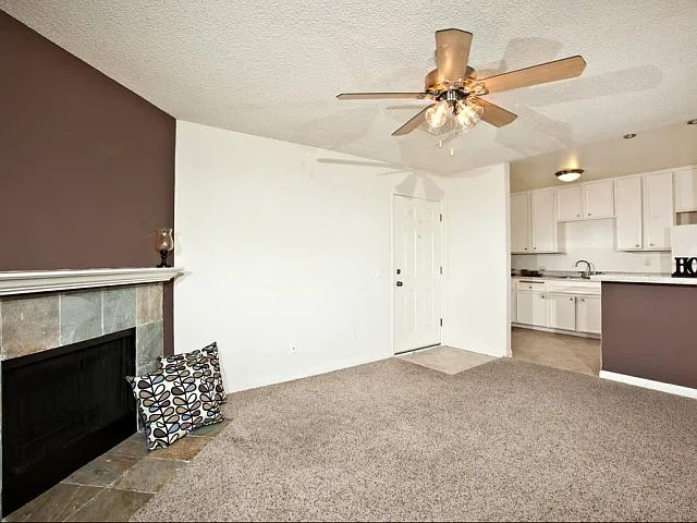 575 D St Chula Vista CA 91910-Living Room