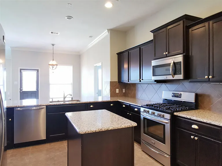 23226 Verona View Ln — Photo 12