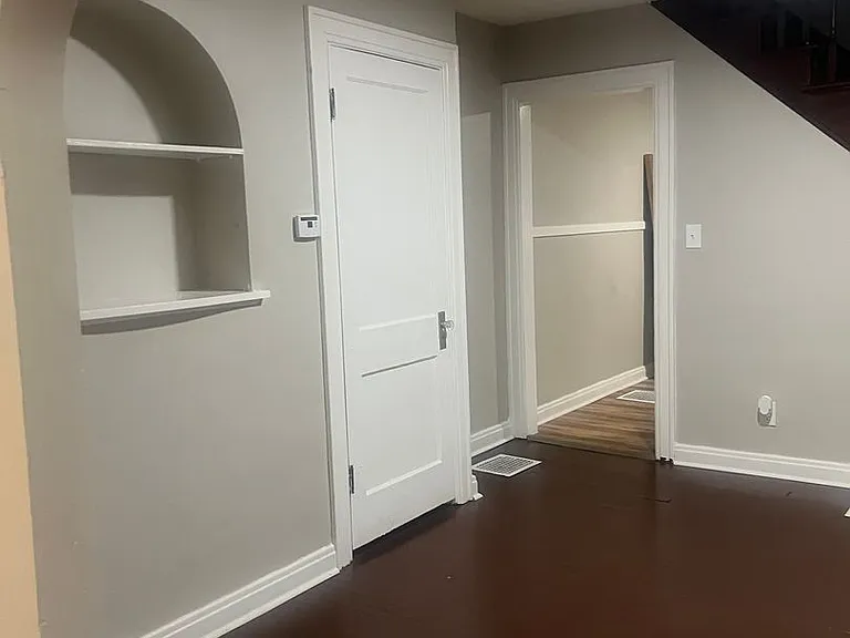 901 N Bradley Ave — Photo 11