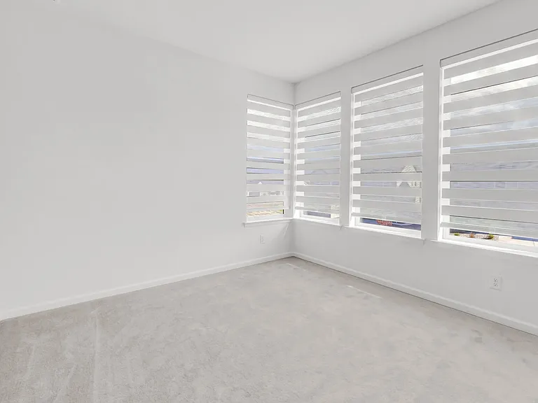 5907 Presidio Pkwy — Photo 26