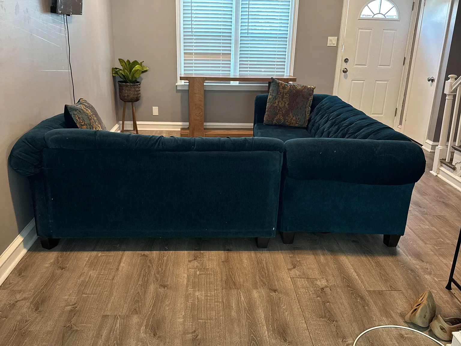 3 bed, 1.0 bath, 1200 sqft, $1,022 — Photo 3