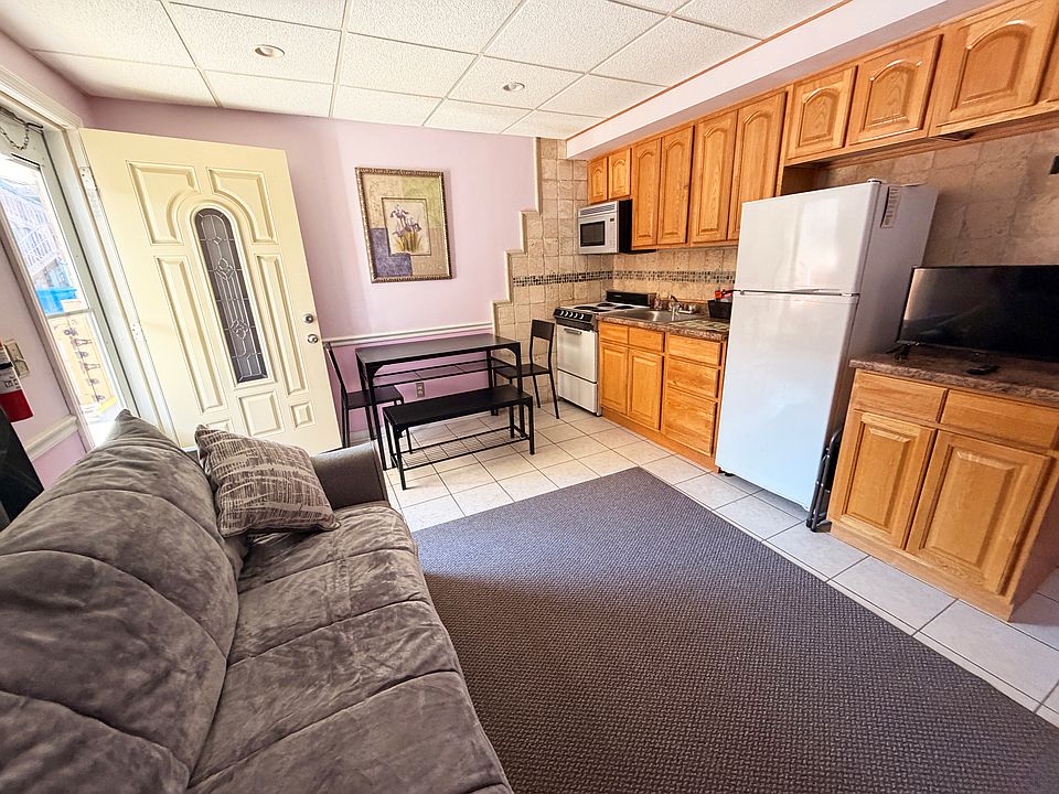 1st image of 1709 N Ocean Ave #104