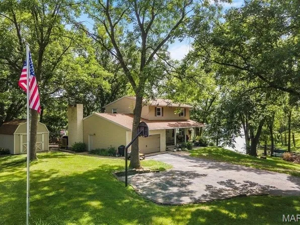 12 Del Mar Ct, Taylorville, IL 62568