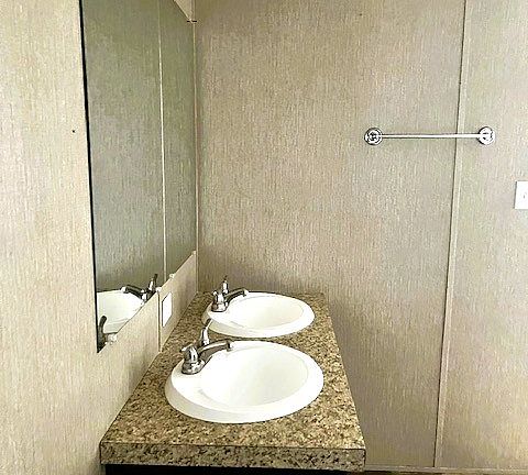 4th image of 4014 N State St