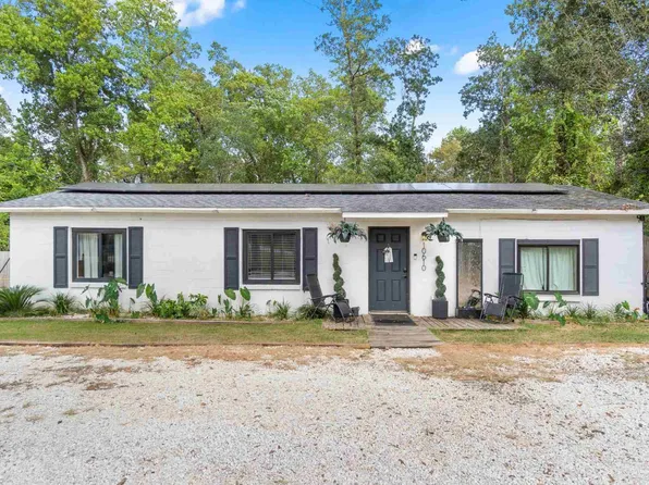 10610 Chemstrand Rd, Pensacola, FL 32514