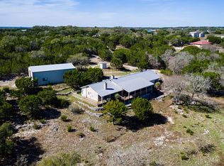 772 Oak Aly, Kerrville, TX 78028
