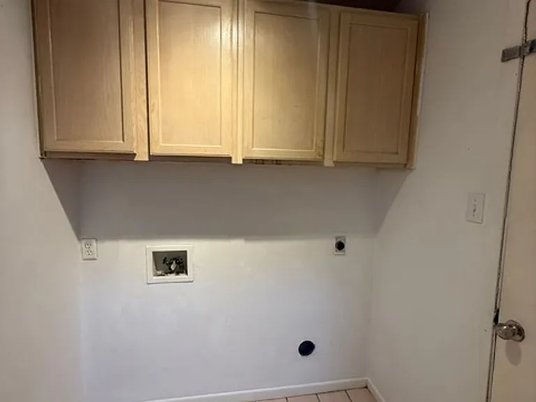 3933 Wake Forest Ln — Photo 17