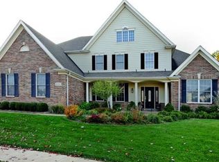 16379 Wynncrest Falls Way, Chesterfield, MO 63005