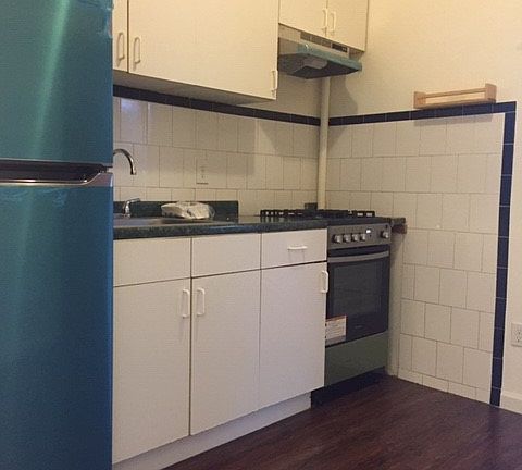 5th image of 212 Driggs Ave #1LTT