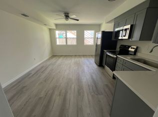219 S Grandview Ave, Daytona Beach, FL 32118