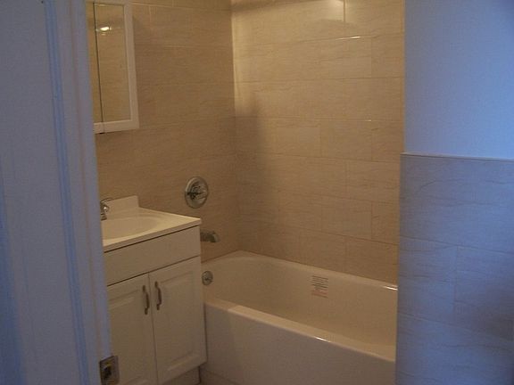 5th image of 161 Prospect Park W APT 4R