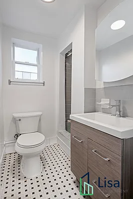 Rented by Lisa Management Inc | media 19