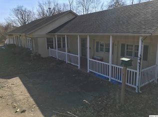 428 Kentucky Rd W, Quincy, IL 62301
