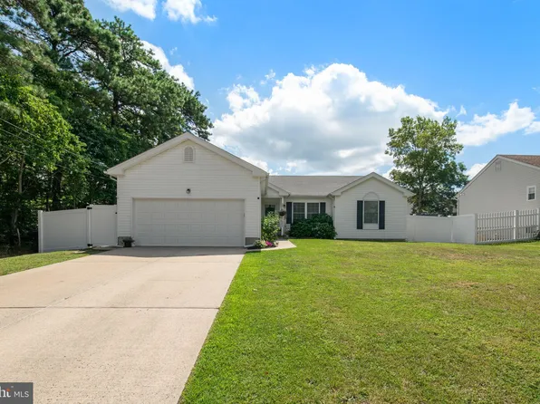 269 Quadrant Rd, Manahawkin, NJ 08050