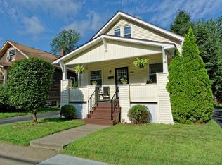 1163 Dean St, Schenectady, NY 12309
