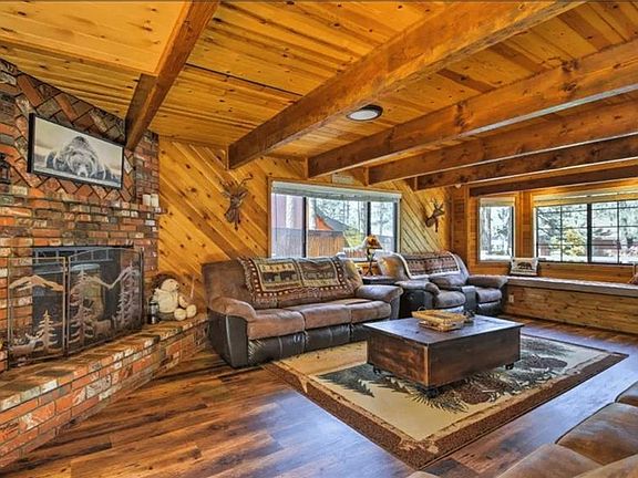 5th image of 740 Irving Way