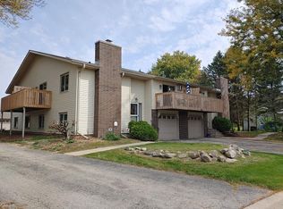 12 Pine Ridge Ct #190516281, Watertown, WI 53094