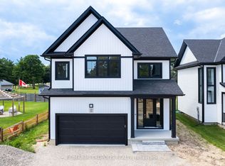 297 Whiting St #8, Ingersoll, ON N5C 3P7