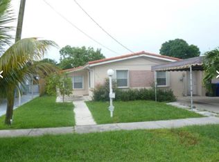 2710 Thomas St, Hollywood, FL 33020
