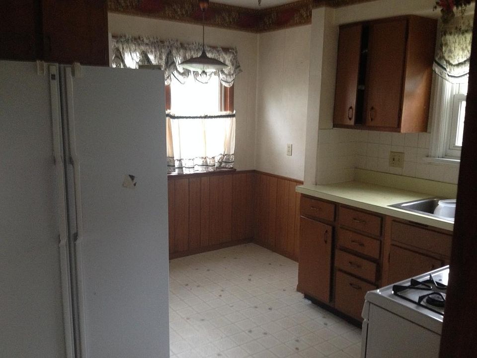 2nd image of 431 Palmetto Ave