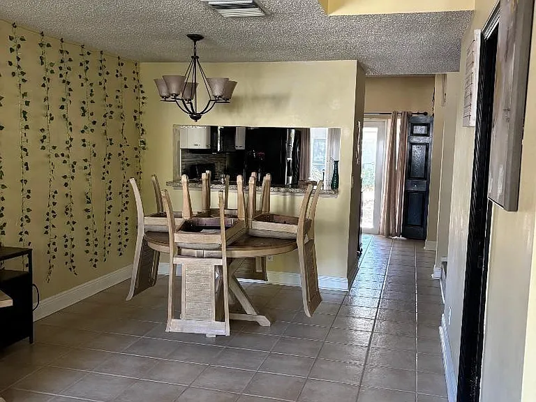 11050 Conch Ct — Photo 6