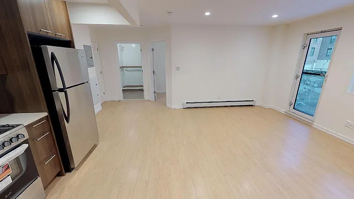 Rented by Metro Garden Realty NYC | media 2