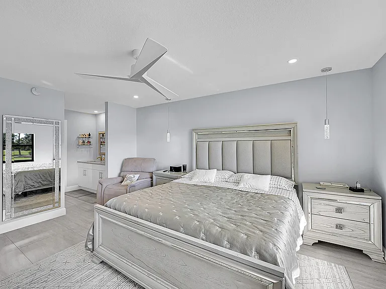 12870 Briarlake Dr #201 — Photo 17