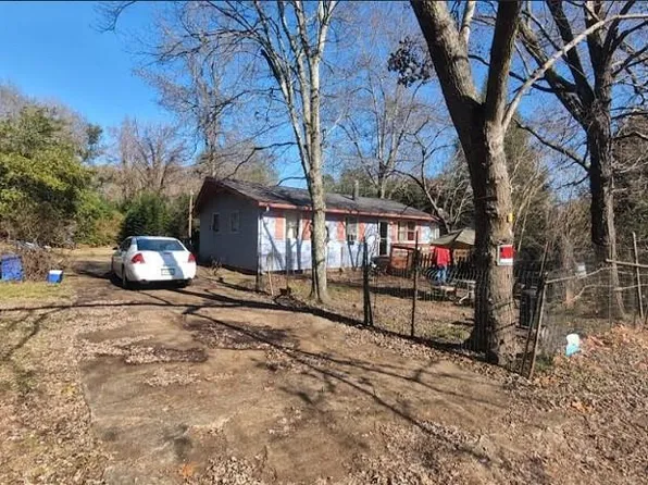 204 Adams Cir SE, Silver Creek, GA 30173