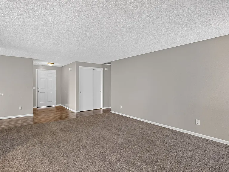 785 SW Bella Vista Pl — Photo 6