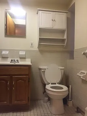 Rented by L.Nelson & Associates | media 32