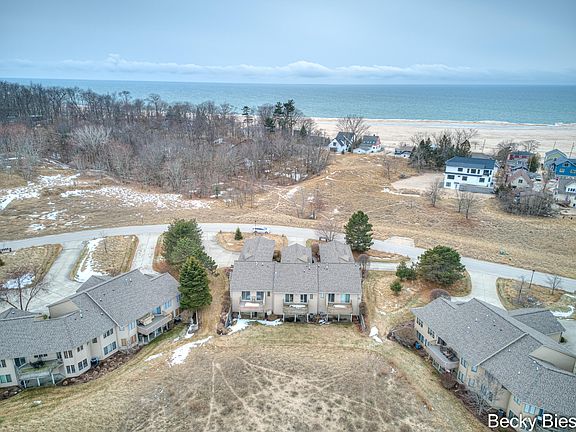 5th image of 1676 W Harbour Towne Cir
