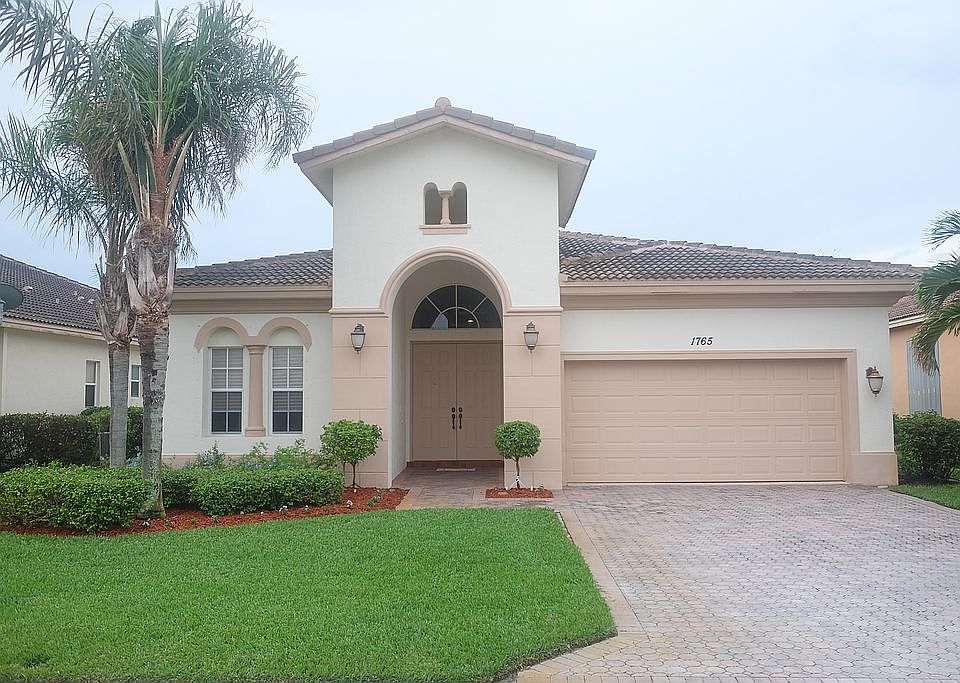 1st image of 1765 Belmont Cir SW
