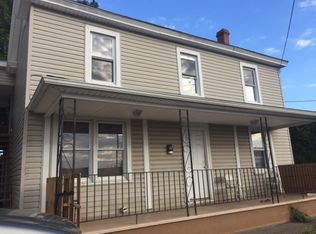 455 Poets Ln, Inwood, WV 25428