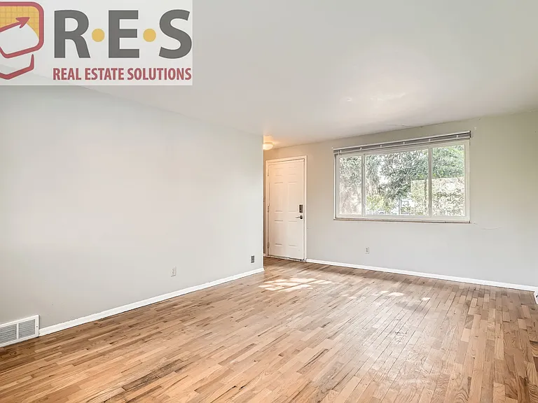 1225 S Ames St — Photo 10