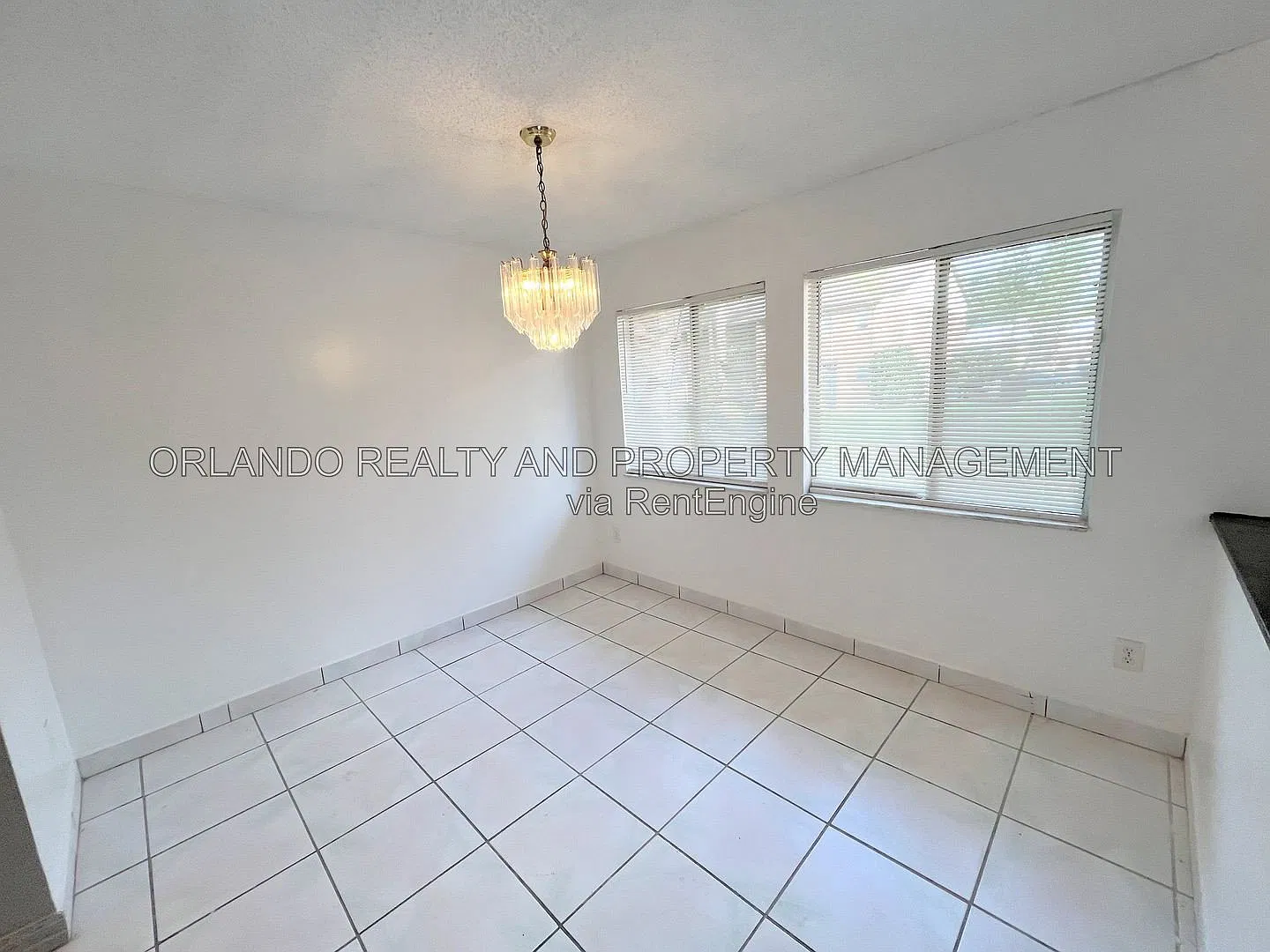 2 bed, 1.5 bath, 996 sqft, $1,250 — Photo 4