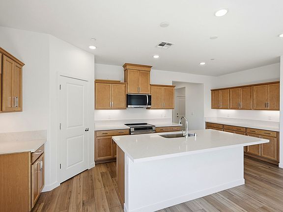 2nd image of 4056 Keith Ln