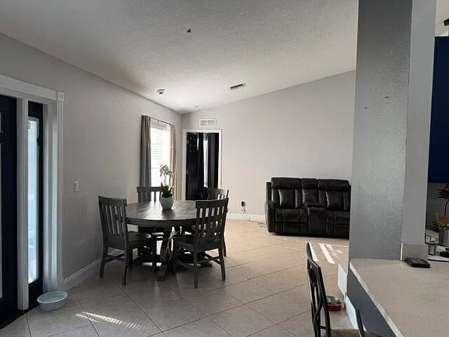 1166 SW Dorchester St — Photo 10