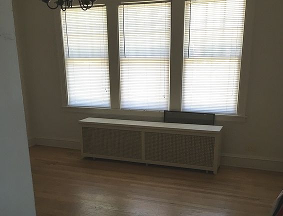 4th image of 2147 N 74th Ct