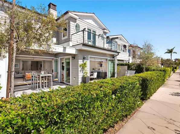 214 Via Mentone, Newport Beach, CA 92663