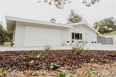 1st image of 80 Vista Lago Dr