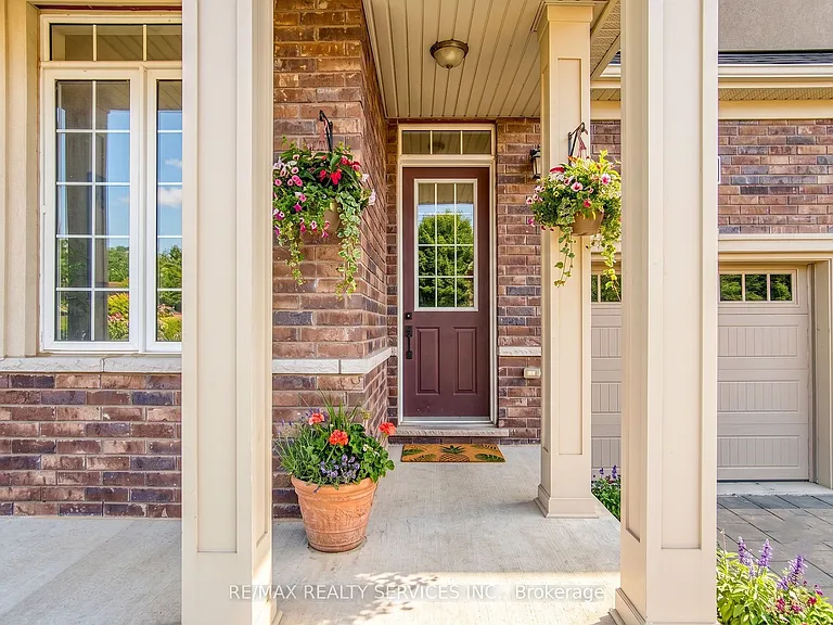 9 Copeman Ave — Photo 2