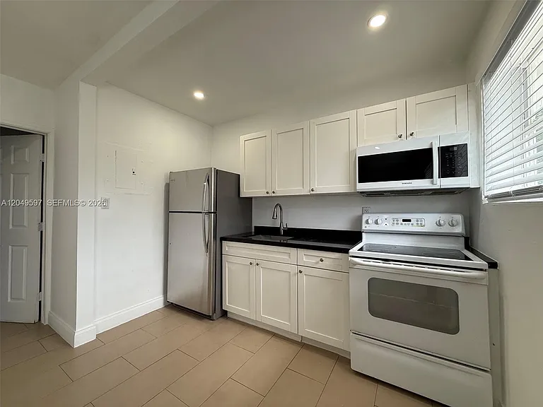 6723 NE Miami Pl #6725 — Photo 2