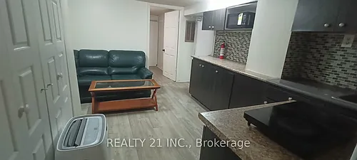 571 Danforth Rd #BASEMENT Photo 1