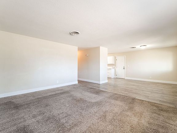 3rd image of 4972 Novato Cir