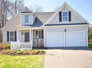 7 Strawberry Ln #7, East Hartford, CT 06118