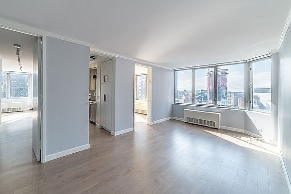 1st image of 500 W 43rd St APT 16B