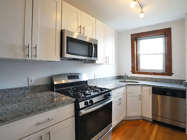 257 Washington St #13 — Photo 5