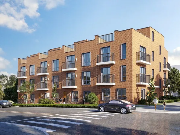 160-18 Sanford Ave, Flushing, NY 11358
